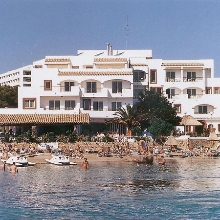 Apartamentos Playa Es Cana Exterior foto