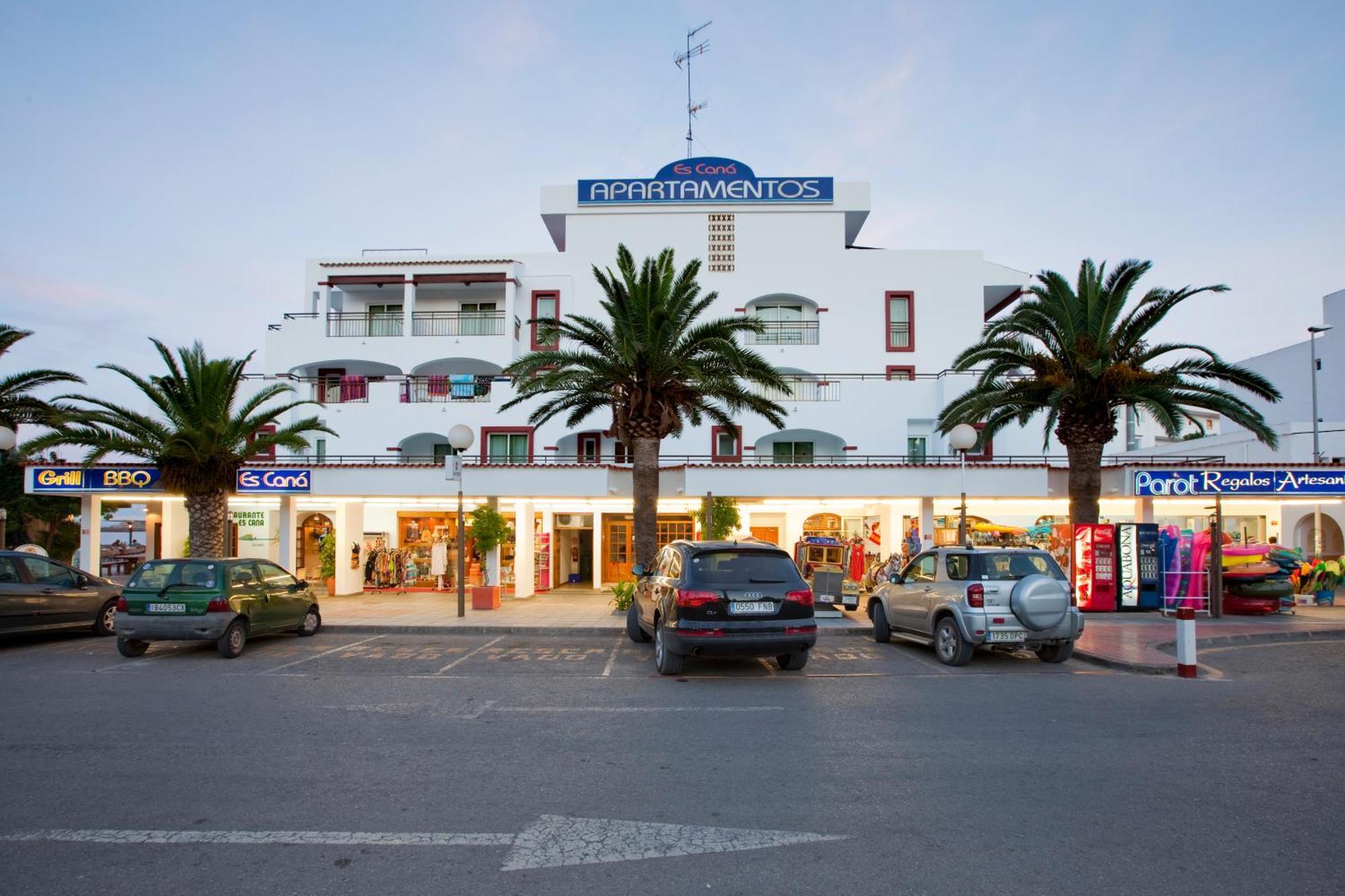 Apartamentos Playa Es Cana Exterior foto